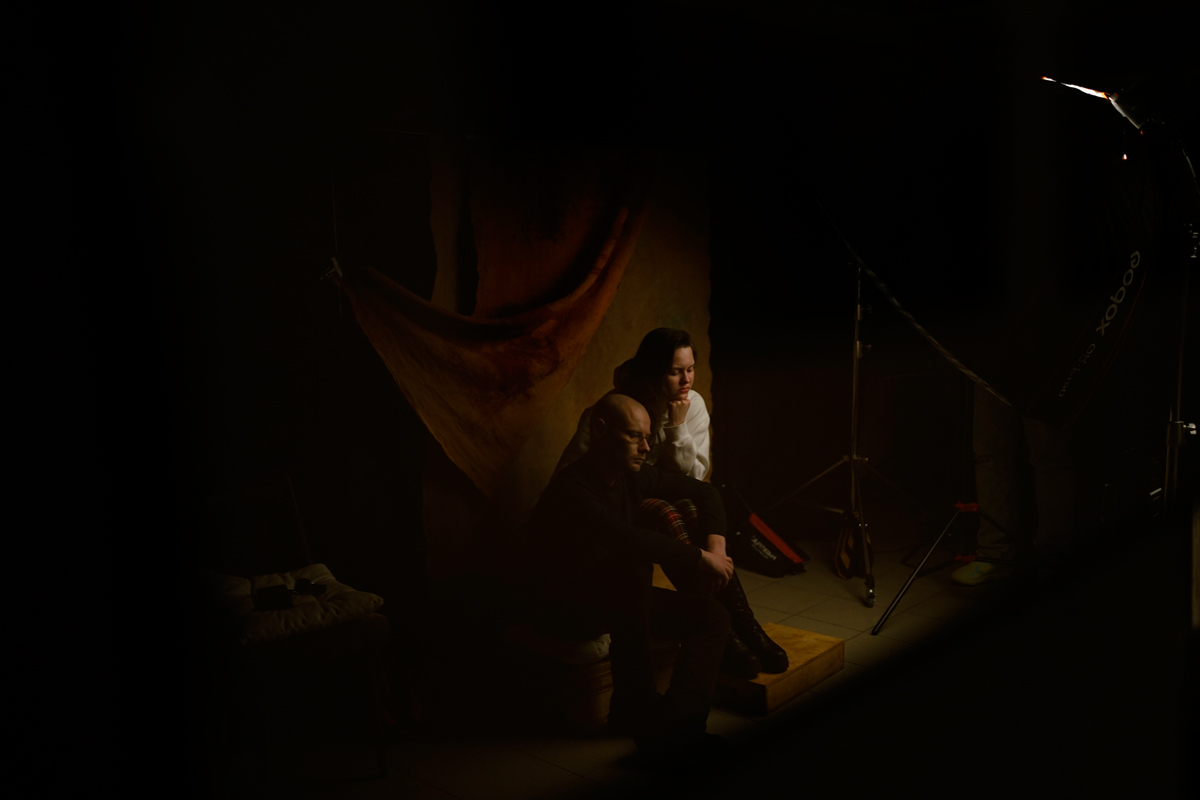 Создавая портретную фотографию, важно показать не отражение в зеркале, а образ, который быть может вы никогда, никому не показываете.